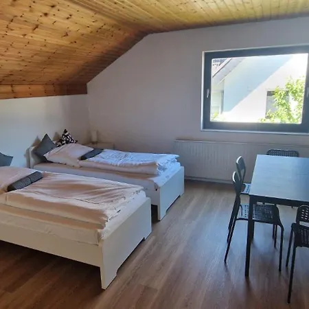 Mc Monti Bielefeld - Oerlingshausen Zentral, Netflix Apartment *